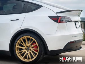 Tesla Model Y Rear Spoiler - Carbon Fiber - Estremo Tesla Model Y Rear Spoiler - Carbon Fiber - Estremo